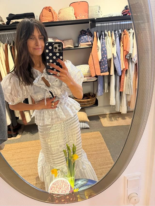 Instagram post by an influencer for APOF - a piece of favorite. Caption reads: Some gorgeous Spring Summer goodies I tried on in....