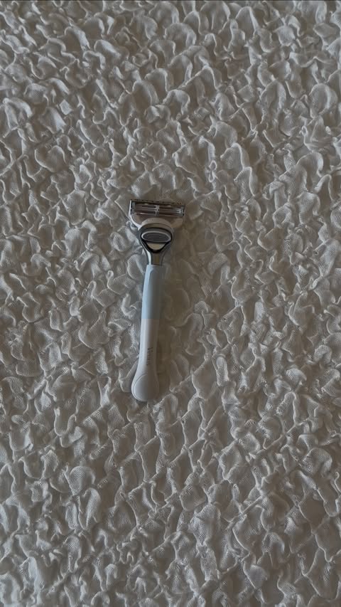 Instagram post by @mariatsoukas for Gillette Venus. Caption reads: [...] to know about my shaving routine🤍....