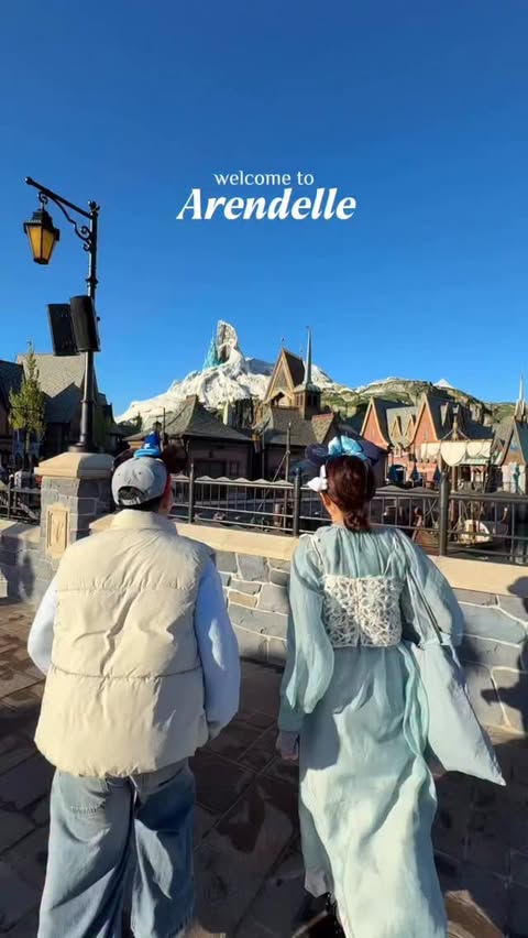 Instagram post by @ran.got.away for Klook Kreator Program. Caption reads: Welcome to Arendelle! Experience the all-new World....