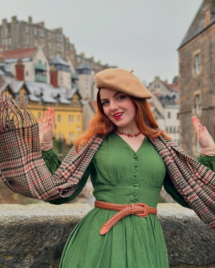 Instagram post by @razzle__.dazzle._ for Selenichast. Caption reads: [...] two beautiful necklaces from....