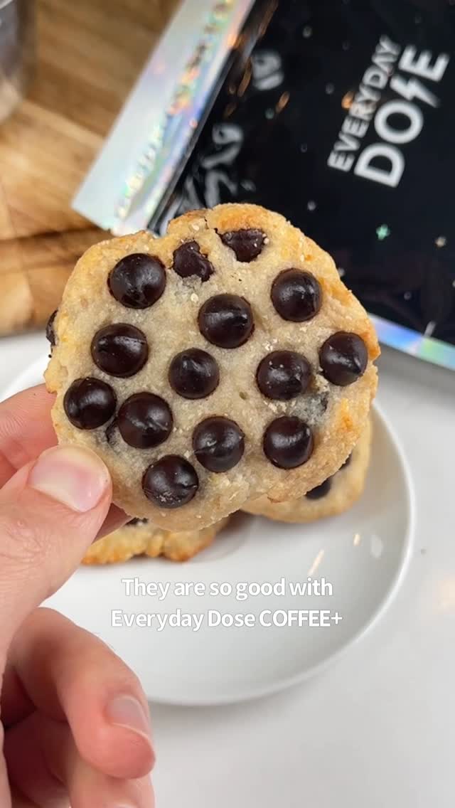 Instagram post by @ketosnackz for Everyday Dose. Caption reads: [...] & I’ll send you the 50% off code for....