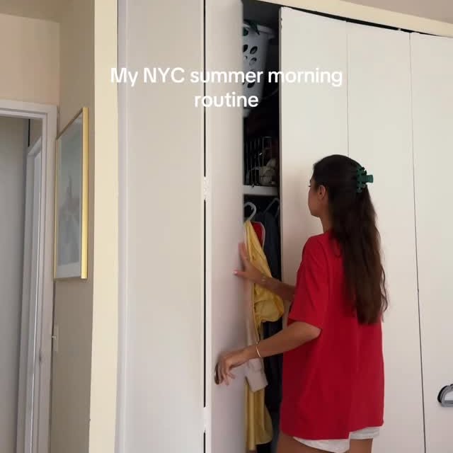 Instagram post by @taylordonoghuee for Hum Nutrition. Caption reads: My 7-9am productive summer morning in my life....