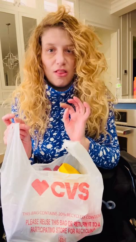 Instagram post by @bellevueblue for Goli. Caption reads: [...] dry skin!!! Of course need to grab some....