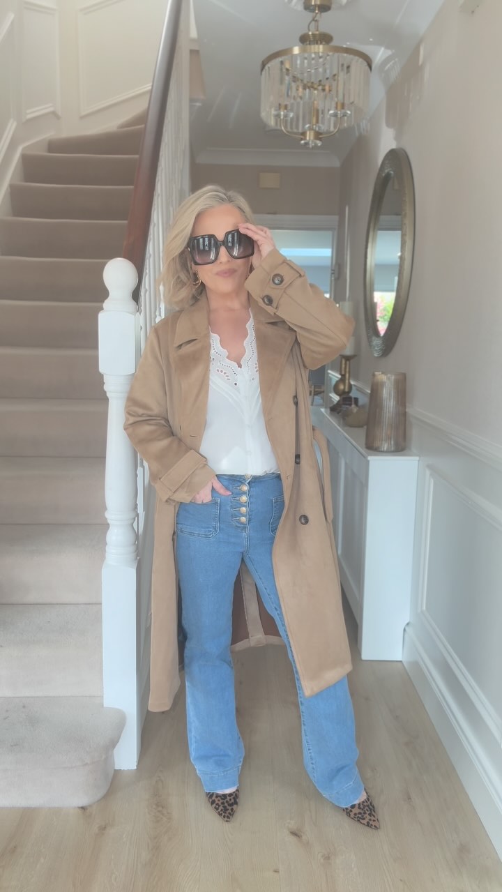 Instagram post by @thebeauttruth for Vero Moda. Caption reads: Jeans and a white top are so simple but together....