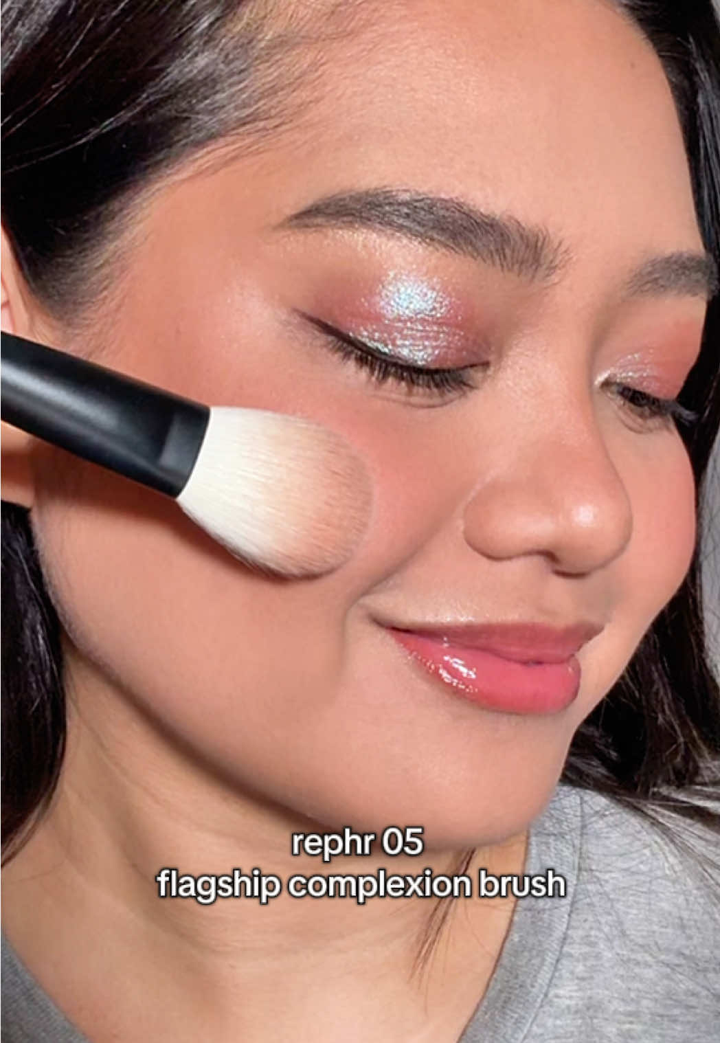TikTok post by @beautygaldani for Rephr. Caption reads: gifted by @rephr 🤍🖤 IMO, having the right tools....