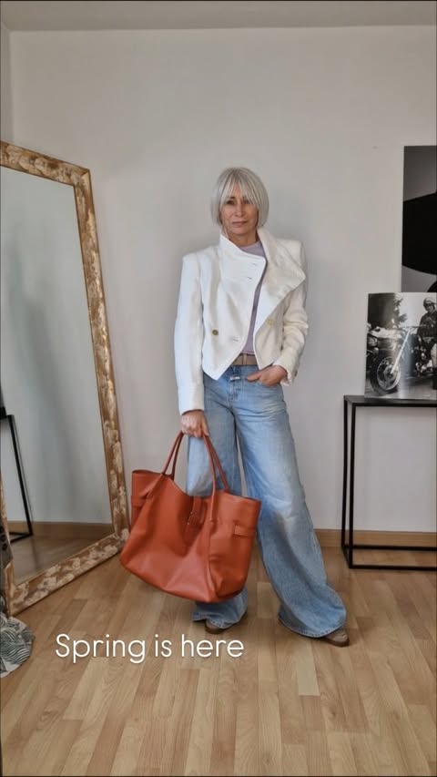 Instagram post by an influencer for Annette Görtz. Caption reads: Spring is here... And I'm buying things that are....