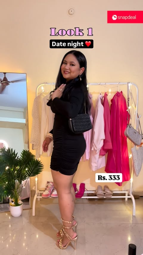 Instagram post by @sneha_rabha_ for Snapdeal. Caption reads: [...] would you pick? ✨ . . . #toofanisale....