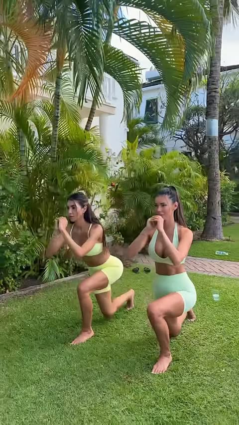 Instagram post by @itzelrivera for HiTechPharma. Caption reads: [...] delivers Essential Amino Acids. 👯....