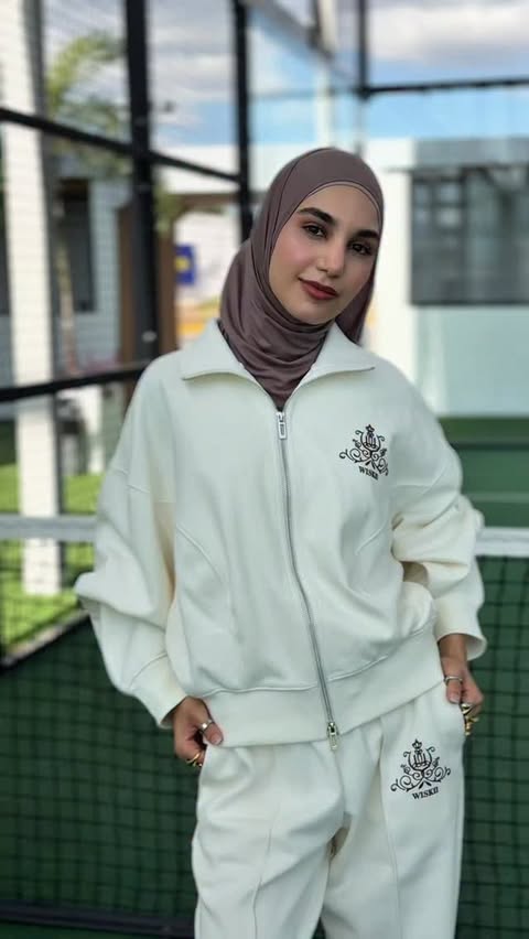 Instagram post by @zainabmannoun for Wiskii Active. Caption reads: [...] it is. 🤎 you can get the oat milk....