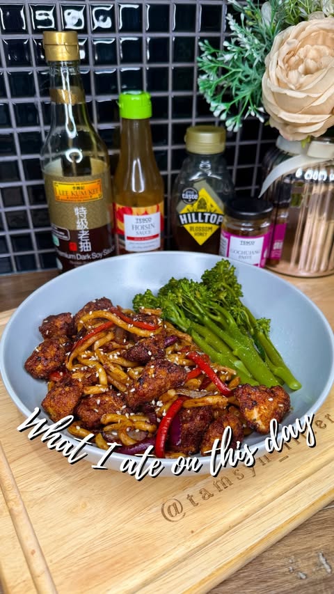 Instagram post by @tamsyn_fitter_happier_me for Protein Works. Caption reads: [...] in my highlights) as always using....