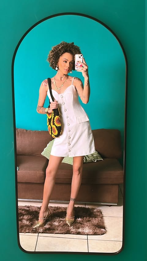 Instagram post by @euannafashion for Shopee. Caption reads: [...] como ficou perfeito mulherrrrr 🥹🤏🏾....