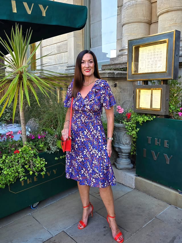 Instagram post by @dressaholicstyle for The Ivy Collection. Caption reads: 'Friday Nights At The Ivy'... 🍴🥘🎶🎤👈👈 Well I....