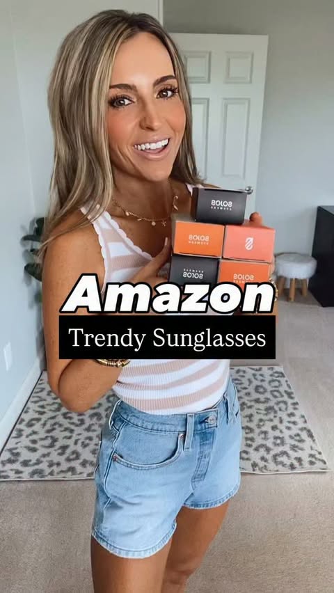 Instagram post by @mckstylin for Amazon Fashion. Caption reads: [...] . . . @amazoninfluencerprogram....