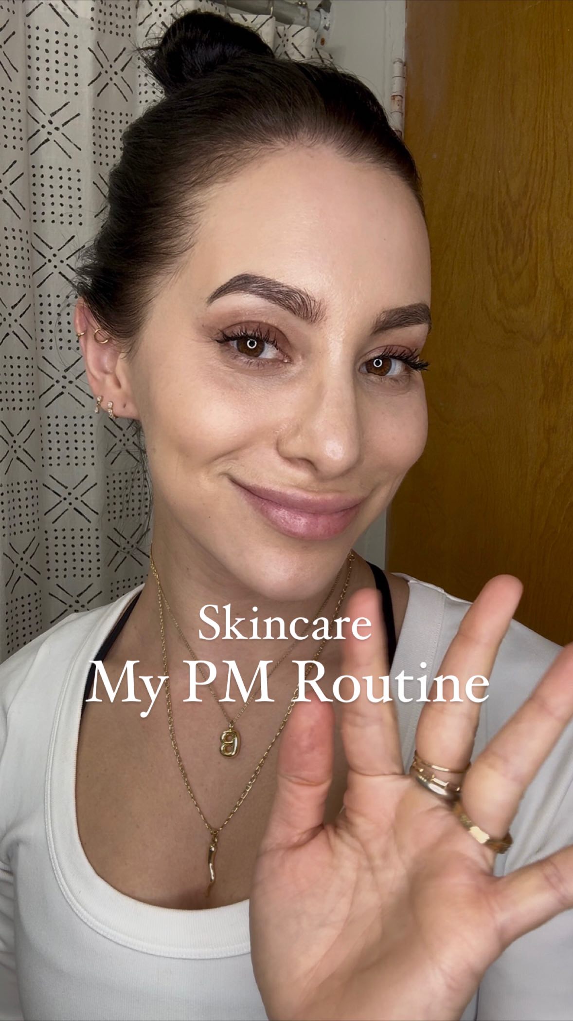 Instagram post by @skinlikeb for FarmacyBeauty. Caption reads: Friendly reminder… go do your nighttime skincare!....