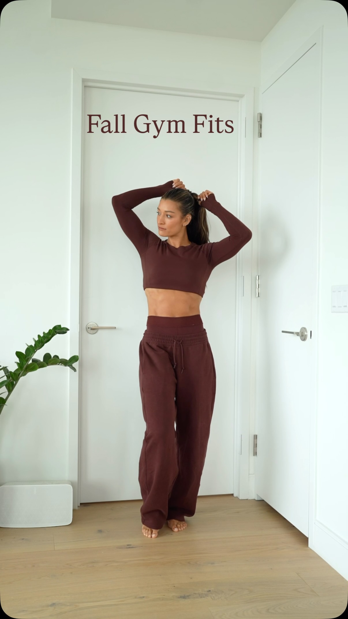 Instagram post by @meghan_hayden_ for Athleta. Caption reads: Fall gym fits 💋
@athleta.