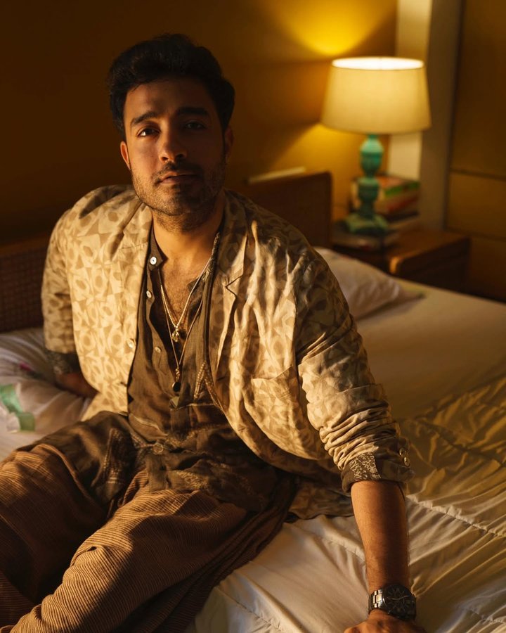 Instagram post by @pareshpahuja for Urvashi Kaur. Caption reads: [...] by @yasminqurash 
Wearing @urvashikaur....