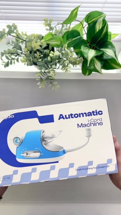 Instagram post by @naty_knitted_names for Caydo. Caption reads: [...] 

🧶The new electric i-cord machine from....