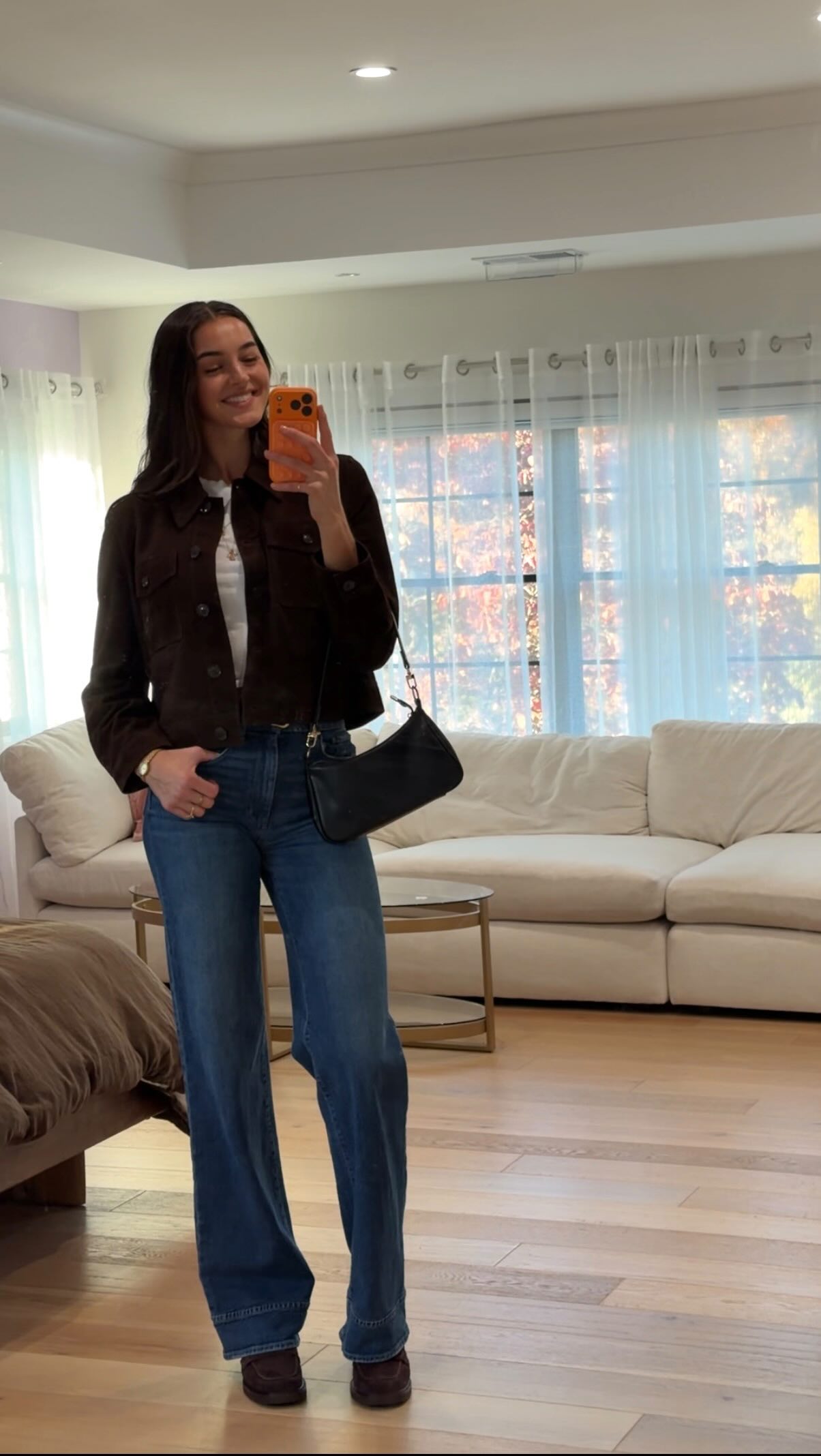 Instagram post by @wirthtwins for Paige. Caption reads: Being tall is how I accessorize 💁🏽‍♀️....