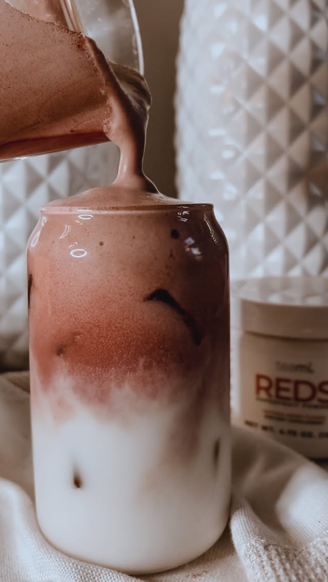 Instagram post by @_kaesworld_ for Teami Blends. Caption reads: [...] But the REDs superfruits powder by....