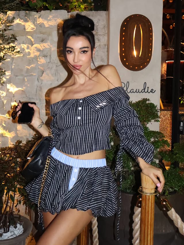 Instagram post by @metisha for Jessica Bara. Caption reads: Happy weekend @jessicabaramiami @jessica__bara....