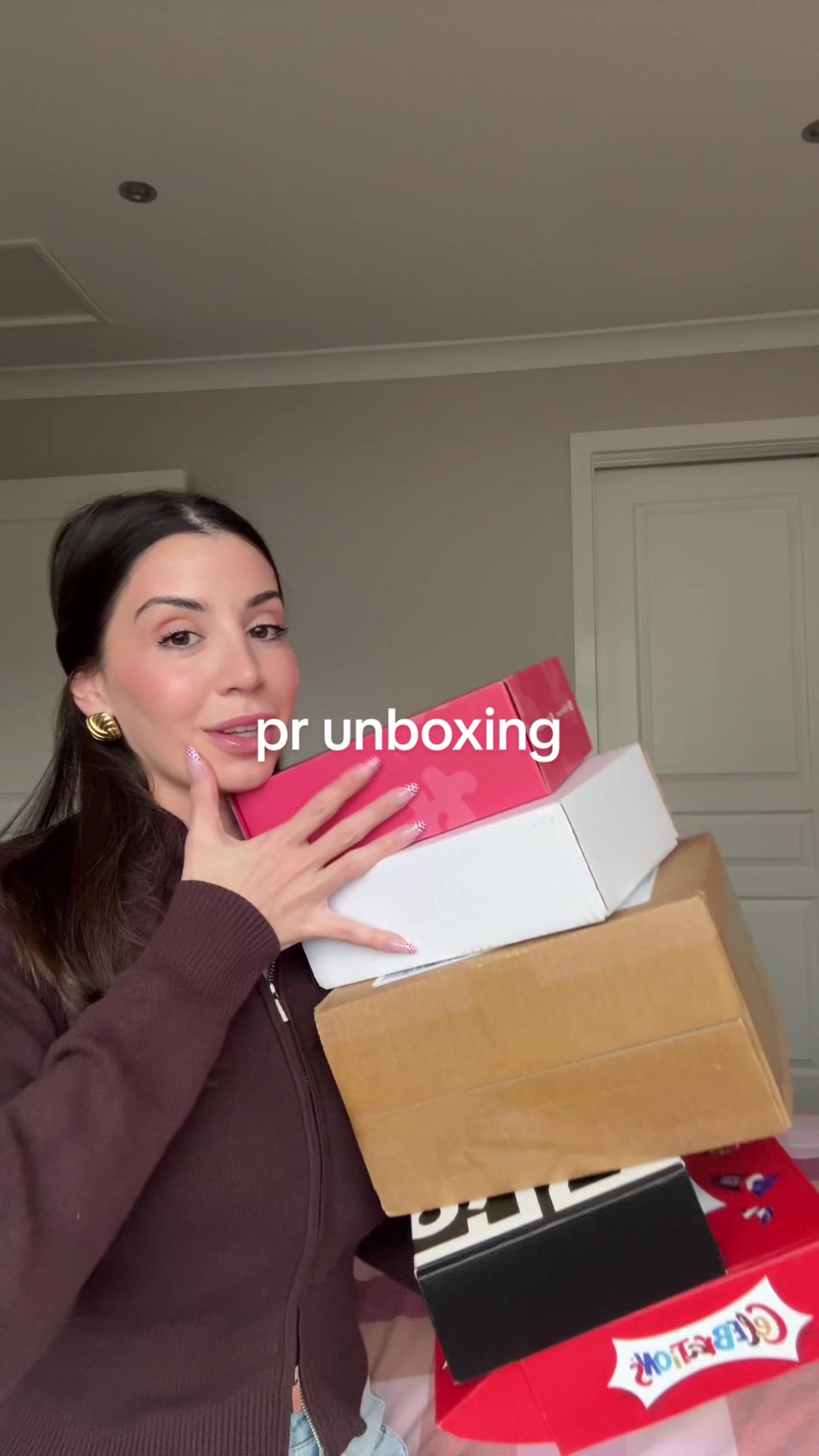 TikTok post by @adelemareee for BraveFace. Caption reads: [...] Arvan @Seko Street Saffron @everblue....