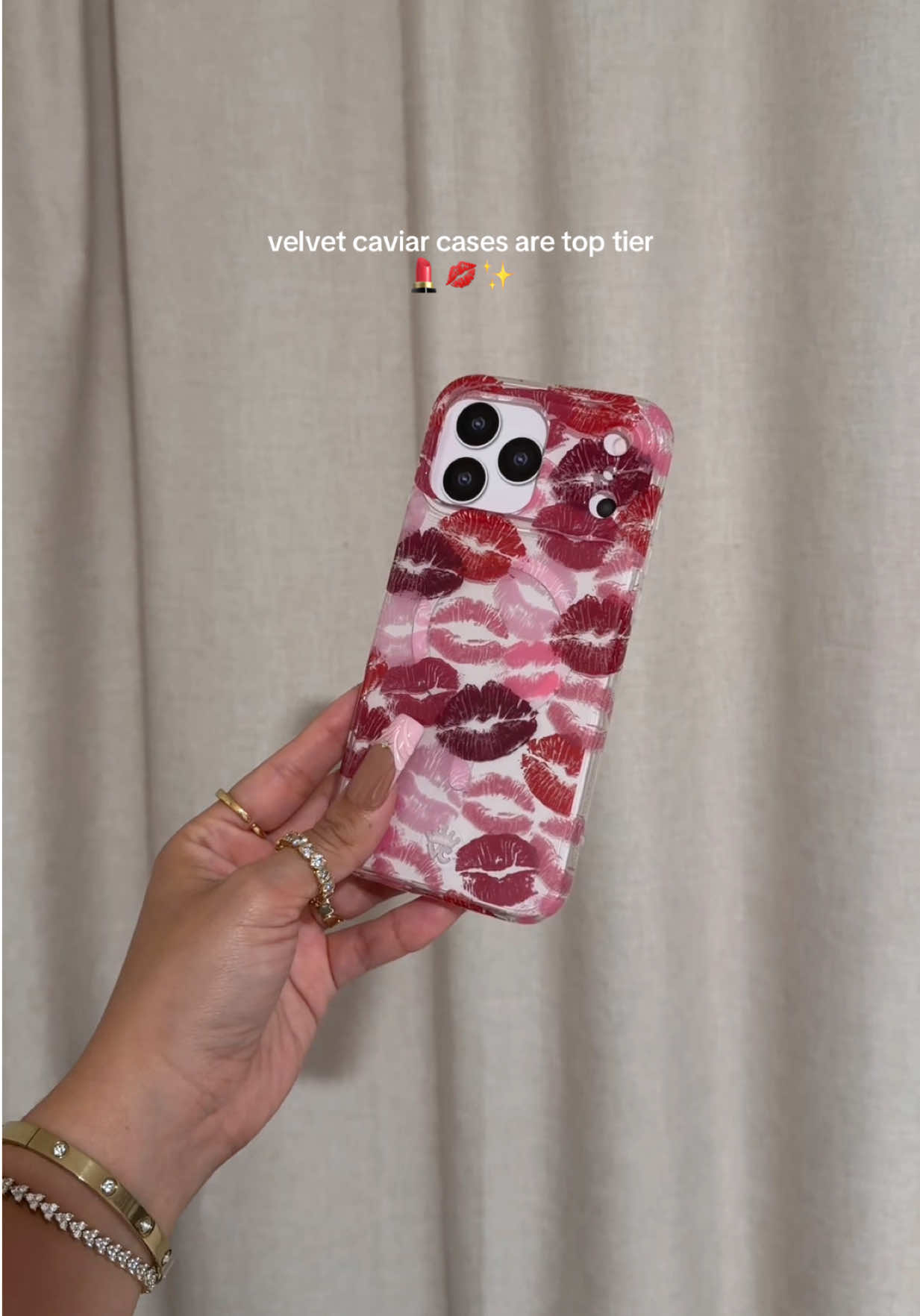 TikTok post by @withlovedaisy_ for VELVET CAVIAR. Caption reads: [...] drop tested and great quality 👏🏻....