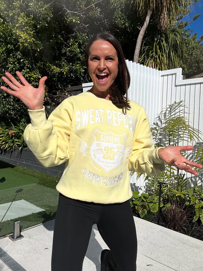 Instagram post by @sarahjwallacenz for Sweat Republic. Caption reads: [...] in the sunshine. 

New @sweatrepublic_ is....