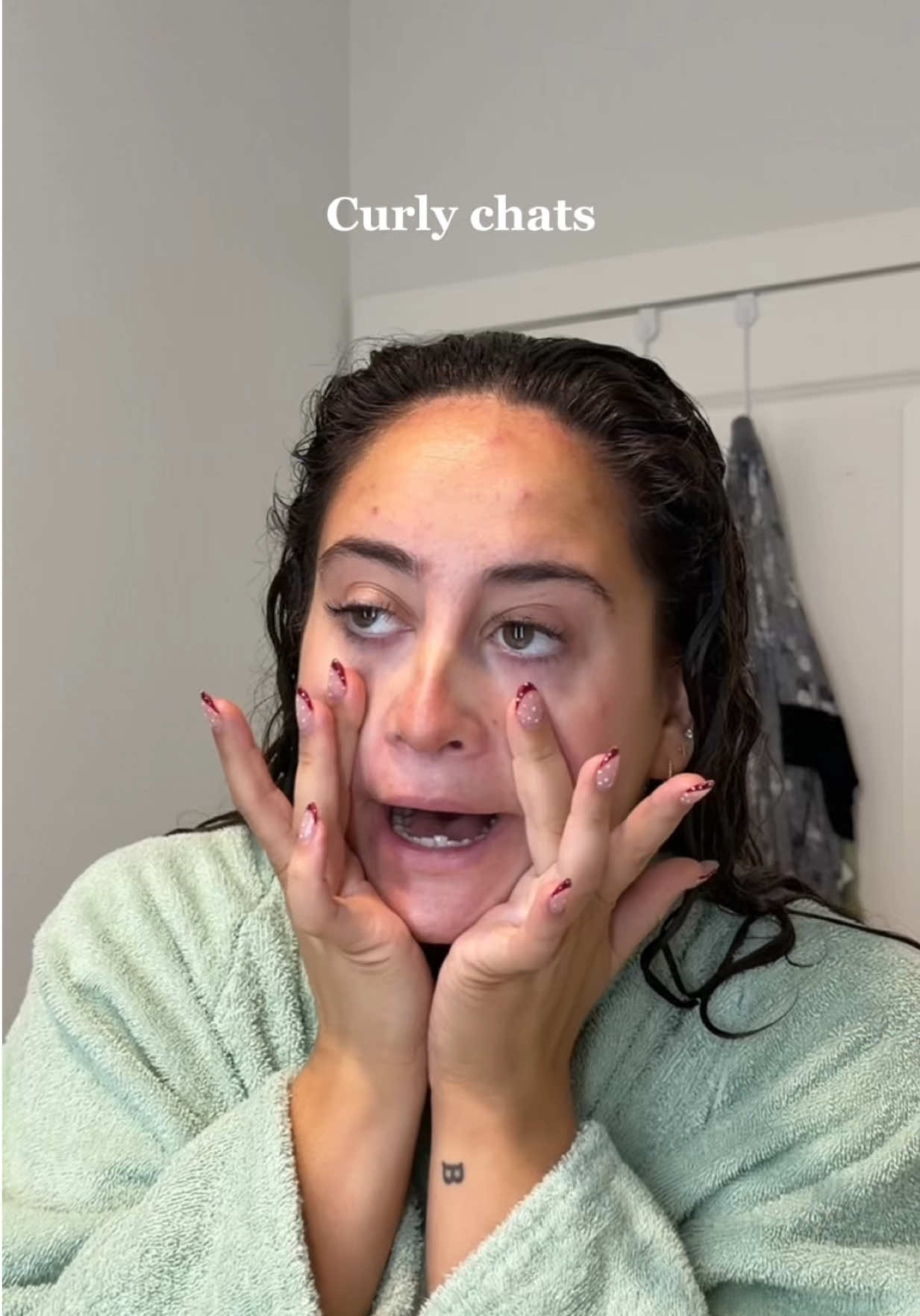 TikTok post by @morgan.elizabith for UMBERTO GIANNINI. Caption reads: [...] #curlyhair #curlyhairtechniques #noheatcurls....