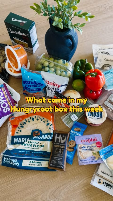 Instagram post by @lifewiththewilsonfam for Hungryroot. Caption reads: [...] planning was VERY high on that list.....