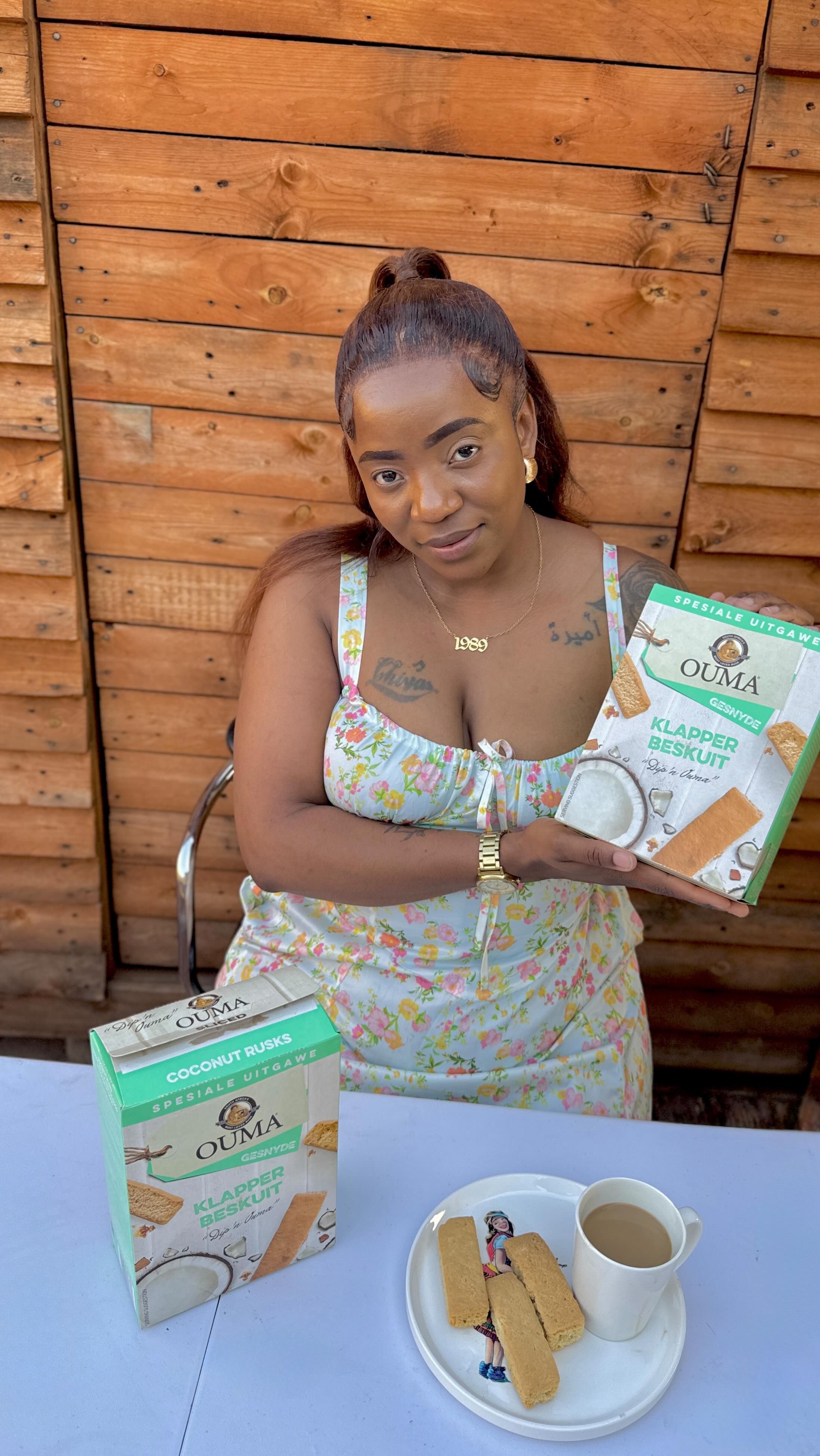 Instagram post by @mrs_sloka for Brand Advisor. Caption reads: [...] #DippingDelicious @oumarusks....