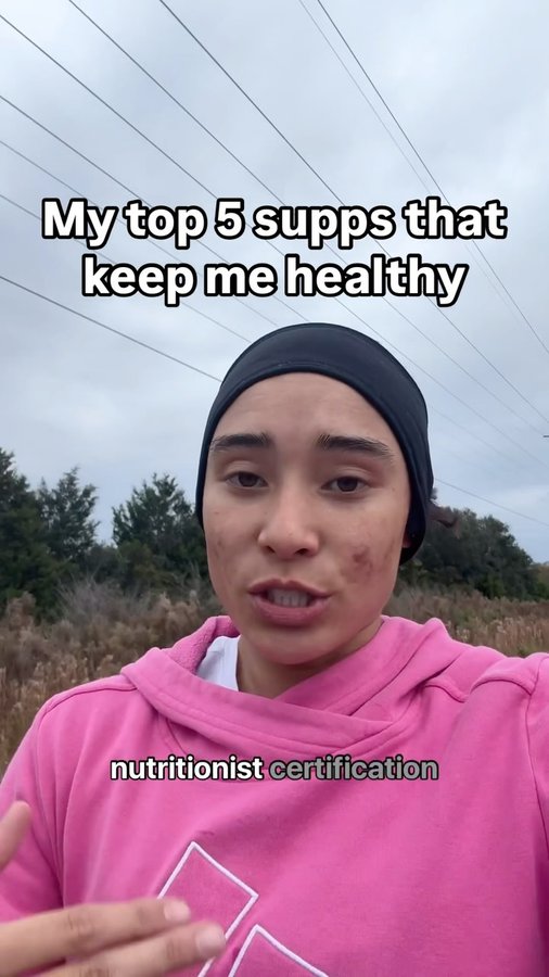 Instagram post by @alexandradwilk for Viva Naturals. Caption reads: [...] my daily routine. 

I’ve been loving....