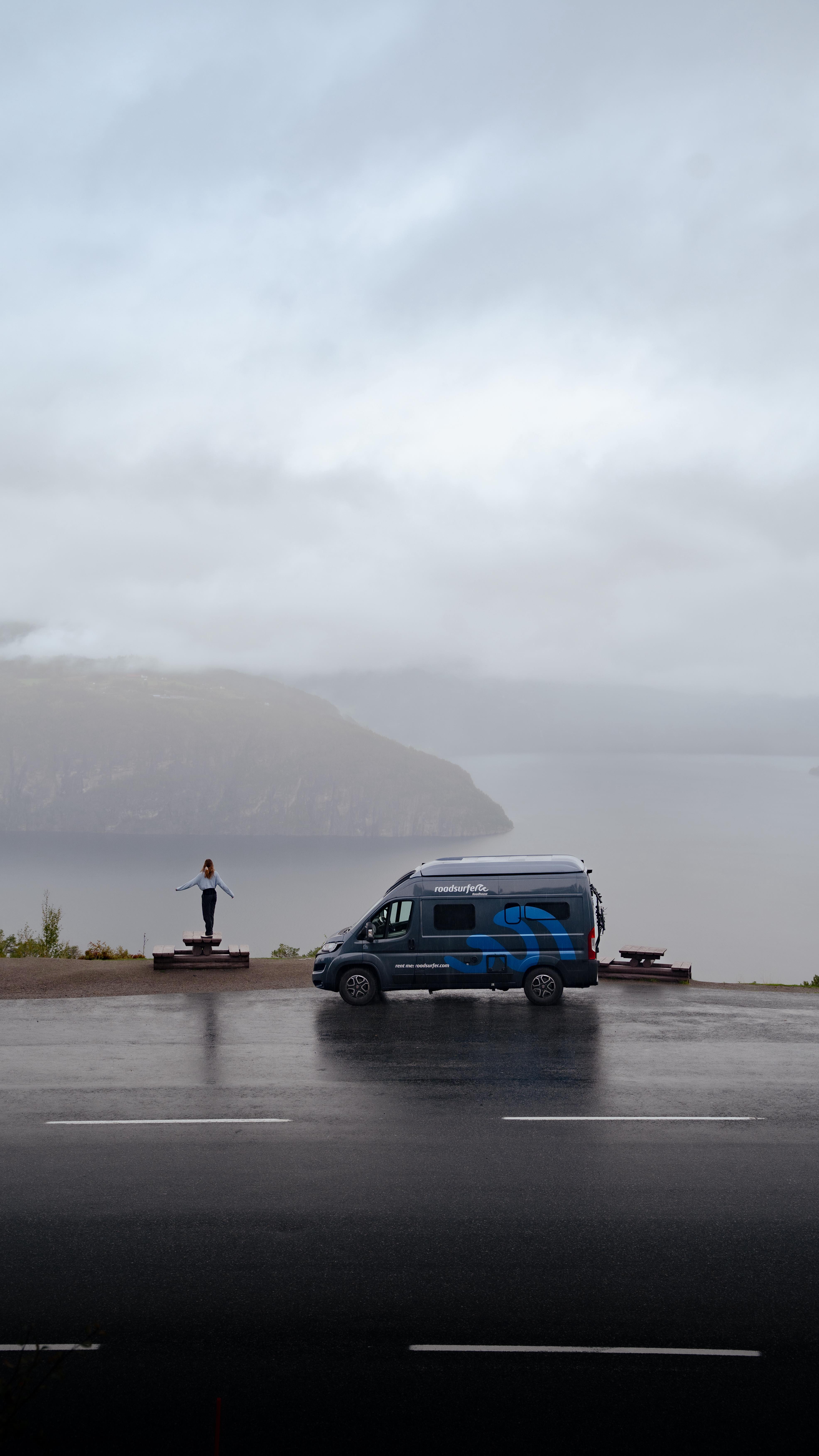 Instagram post by @phillippfeiffer_ for roadsurfer. Caption reads: [...] group chat! 

In collaboration with....