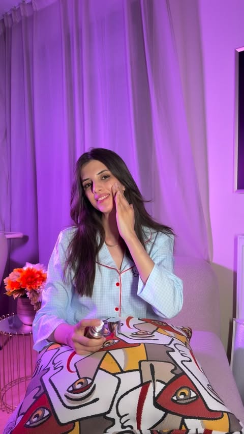 Instagram post by @asmae_elmezraoui for Eucerin. Caption reads: @eucerin #eventone_essentials #thiamidol [...].