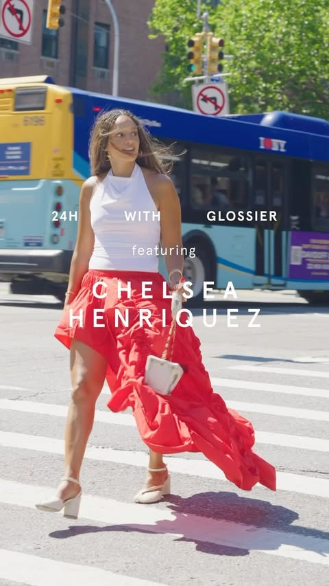 Instagram post by @chelseaasoflate for Glossier. Caption reads: [...] heat. and to prove it I took my new....