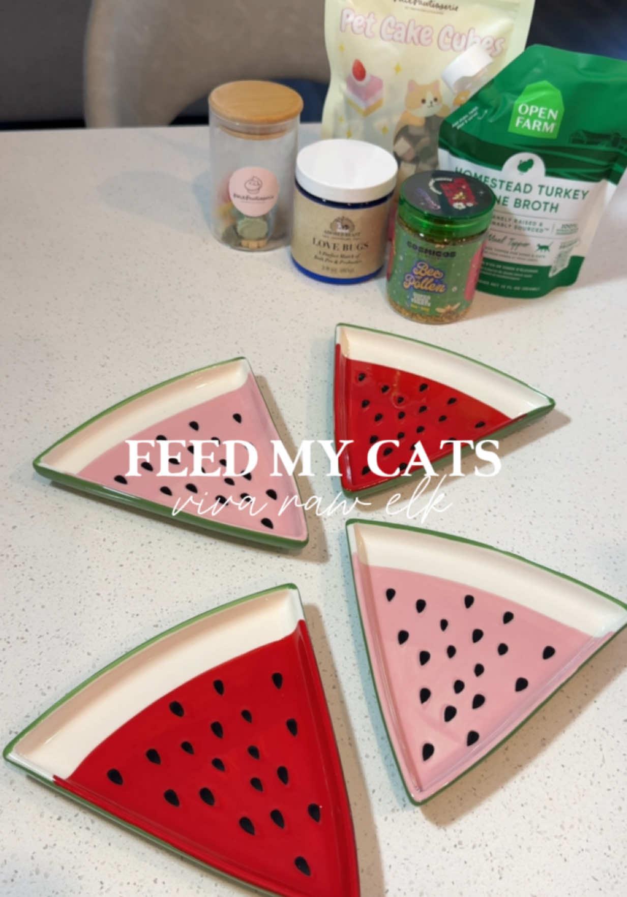 TikTok post by @simplekitties for Viva Raw. Caption reads: [...] 🤍 So excited for the elk special from @Viva....