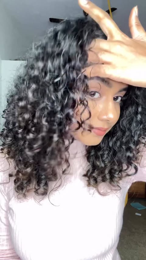 Instagram post by @leemarose10 for WishCare. Caption reads: Comment “Link” to get the product links in ur dms....