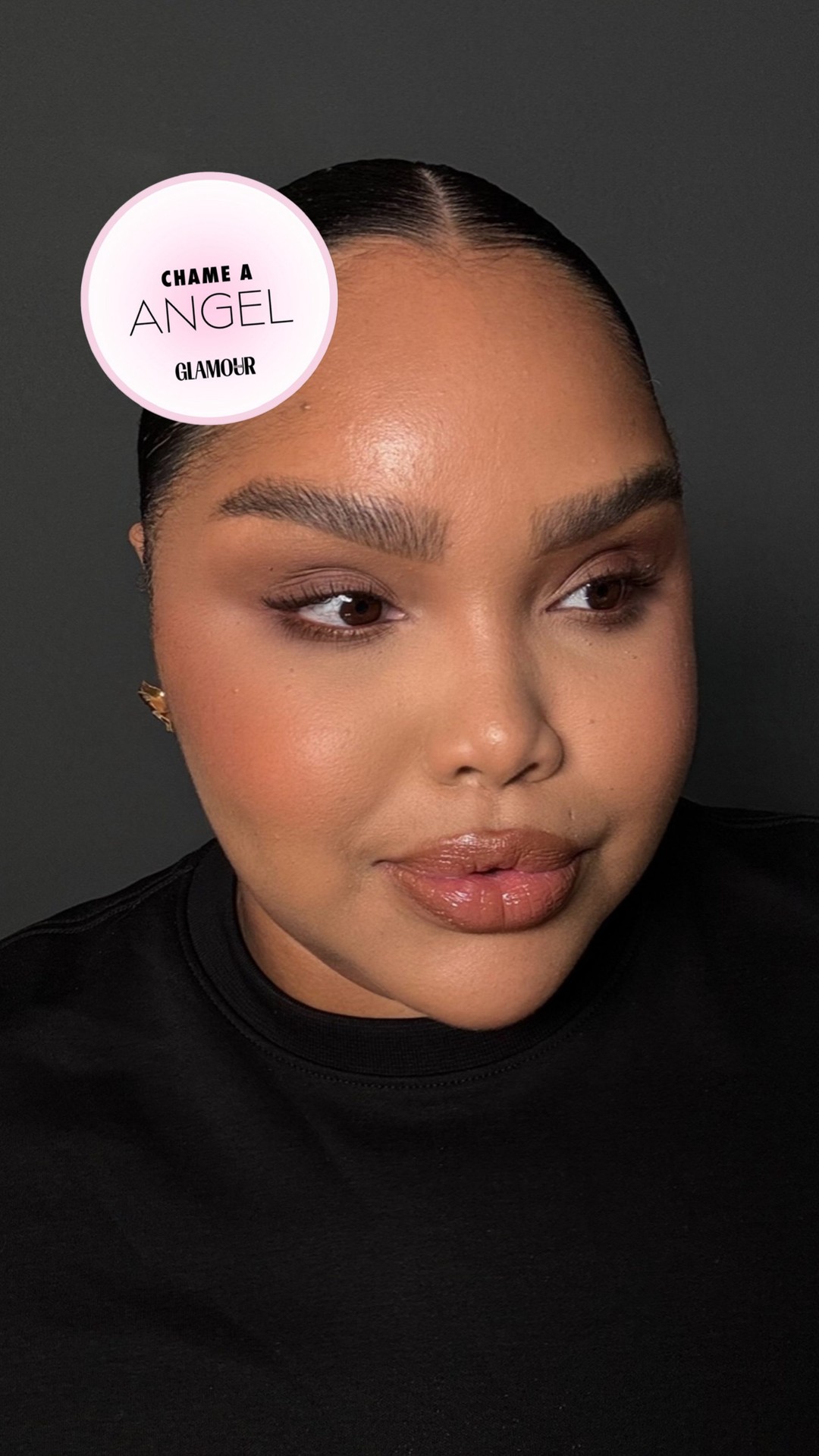 Instagram post by @angelic4silva for Glamour. Caption reads: Dá para levar uma beleza da passarela para a vida....