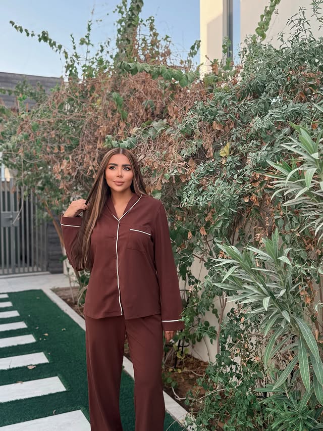 Instagram post by @emmyagrama for LUVLETTE. Caption reads: [...] my fave Underwear& Sleepwear store....