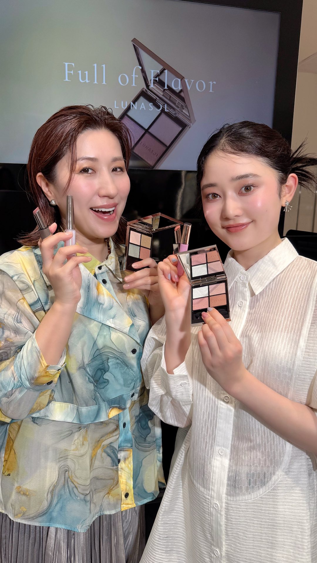 Instagram post by @kaorimake for LUNASOL Official. Caption reads: 今回のインスタライブは特別版❣️
伊勢丹新宿店 本館1階 イセタン ビューティー....