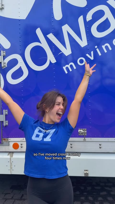 Instagram post by @_lilpeet for Roadway Moving. Caption reads: [...] made this go around.. was trusting....