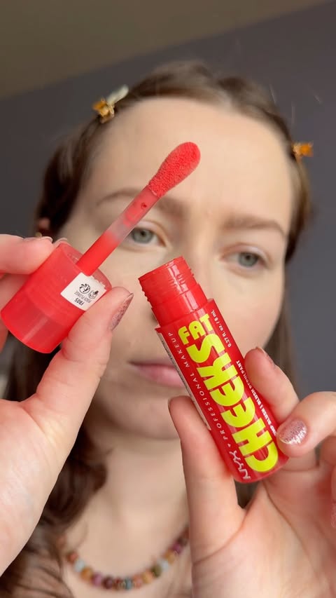 Instagram post by an influencer for NYX Professional Makeup UK. Caption reads: Aperol Spritz inspired makeup using a full face of....