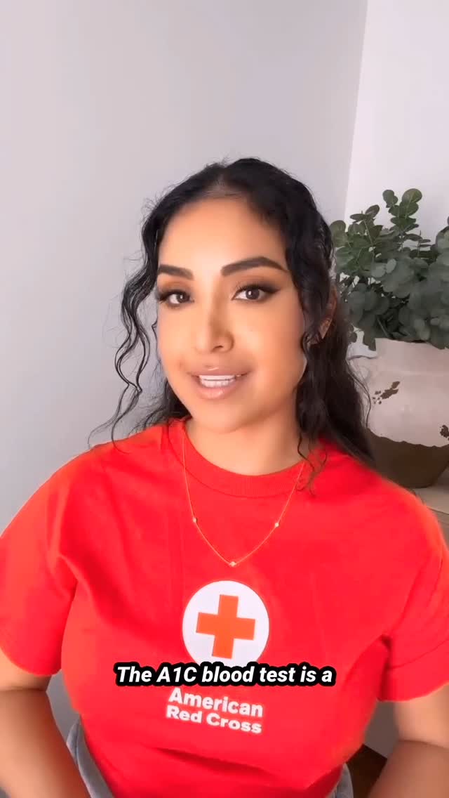 Instagram post by @dulcecandy for American Red Cross. Caption reads: 🩸Every 2 seconds, someone in the U.S needs blood,....