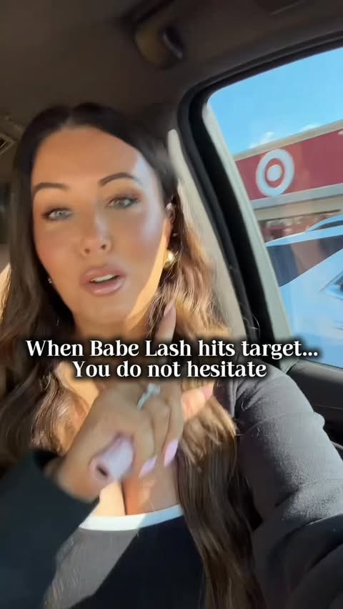 Instagram post by @stylebyninarenee for Babe Original. Caption reads: [...] now before it’s wiped out. #babeoriginal....