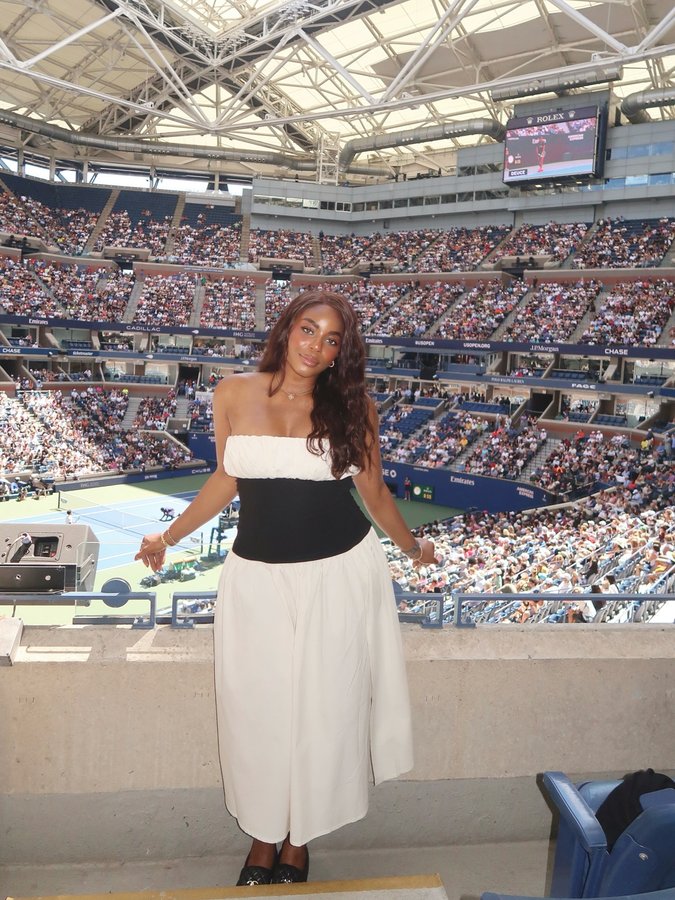Instagram post by @kayebassey for gorjana. Caption reads: [...] tennis season! 🎾🤍 #usopen Thank you....