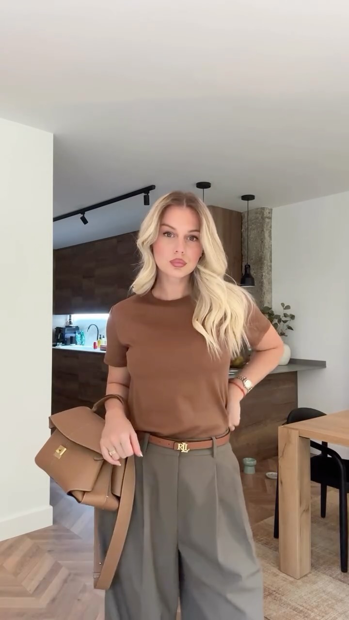 Instagram post by @teodoradovanovic for Spartoo. Caption reads: first fit check in the new place....