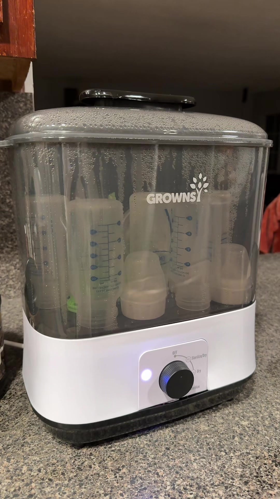 TikTok post by @esmedl02 for GROWNSY. Caption reads: [...] #parati #dayanagarcia #baby #findeaño....