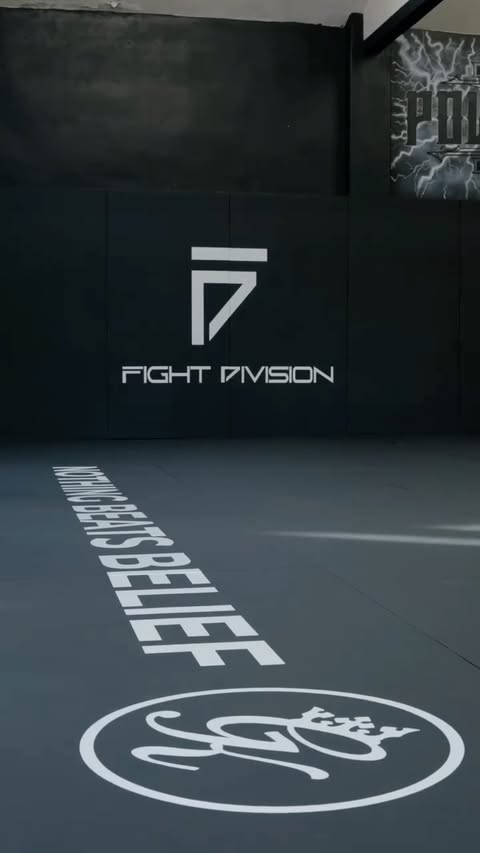 Instagram post by @jayparker for Gym King. Caption reads: @gymking x @fightdivision x....