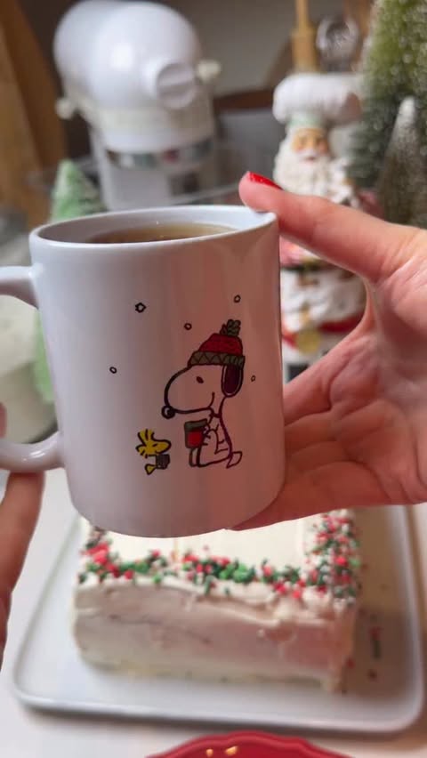 Instagram post by @dainty_bite for General Mills. Caption reads: [...] cake mix @bettycrocker. Thanks @generalmills....