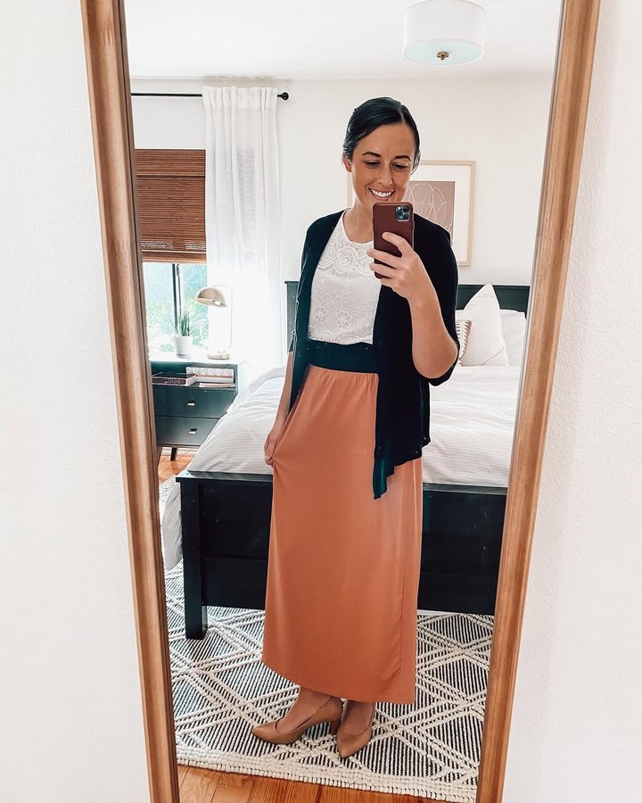 Instagram post by @lynetteyoder_ for The Main Street Exchange | Gordonville PA. Caption reads: It’s the weekend!! 🙌🏼 And I always love getting....