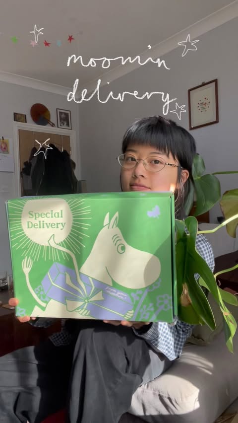 Instagram post by @tinyumbrellahs for Moomin. Caption reads: eeeeee such a gorgeous spring moominous delivery!!....